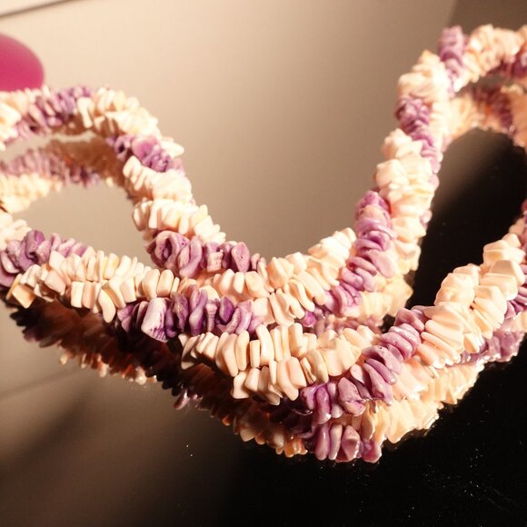 Vintage Pink and Purple Shell Beaded Necklace with Matching Earrings Set - Picture 5 of 7